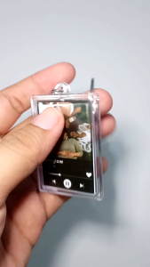 Gantungan Kunci Akrilik Custom Music Mini Player Unik Murah - Ganci