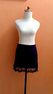 rok mini skirt wanita biru tua navy ZARA TRAFALUC cewek S span MEWAH brokat bawah