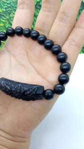 Gelang Kayu Kelor Hitam Tenggelam Ukir Bunga FS005
