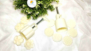 Mooncake Mold 3D Flower Sakura Stamp Cookie Cutter Cookie Decorate Tool Mooncake Moulds Reusable 3D Flower Stamp 50g Plunger Pineapple Tart Pastry Mold Moon Cake Stamp 3D Flowers Stamps Moon Cake Deco Mold Persimmon MoonCake Mold Hand Press Pastry