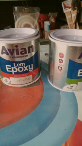 Lem Epoxy 2 Komponen: Pemilihan & Penggunaan yang Tepat