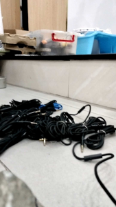 1 CỌNG DÂY AUX KẾT NỐI ÂM THANH  DÀI 1M8 VỀ CHO ANH EM ĐỘ CHẾ ĐỒ CHƠI ÂM THANH