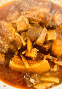 พริกแกงฮังเลแม่น้อย ขนาด 80 กรัม