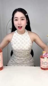 Sữa Tắm Purité 1100ml Cherry Blossom Shower Gel Hương Hoa Anh Đào nhẹ nhàng làm sạch và sáng mịn da cùng dầu olive.