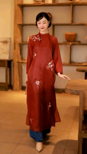 Siêu phẩm áo dài lụa thêu đẹp mềm mại sang chảnh hàng thiết kế cao cấp