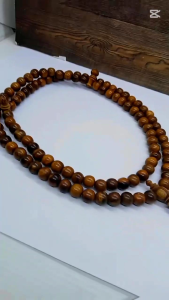Tasbih Kayu Gaharu Wangi Super A1\\n\\n Apa Itu Tasbih Kayu Gaharu Wangi\\n\\nTasbih kayu gaharu wangi super A1 adalah sebuah tasbih yang terbuat dari kayu gaharu berkualitas tinggi, yang memiliki aroma harum alami dan elegan. Tasbih ini dirancang khusus untuk mendukung ibadah dan meditasi Anda dengan cara yang lebih efektif.\\n\\n Keunggulan Tasbih Kayu Gaharu Wangi\\n\\nBeberapa keunggulan tasbih kayu gaharu wangi super A1 antara lain:\\n\\n- Membantu meningkatkan konsentrasi selama ibadah dan meditasi\\n- Memiliki aroma harum alami yang menenangkan pikiran\\n- Terbuat dari bahan alami, aman digunakan untuk jangka panjang\\n- Dirancang dengan desain elegan yang sesuai untuk berbagai kebutuhan\\n\\n Desain Elegan Tasbih Kayu Gaharu Wangi\\n\\nTasbih kayu gaharu wangi super A1 memiliki desain yang menawan dan elegan, yang menjadikannya sebagai pilihan ideal untuk berbagai kebutuhan ibadah dan meditasi. Tasbih ini dirancang dengan perhatian detail pada setiap elemen, mulai dari bentuk hingga warna.\\n\\n Cara Menggunakan Tasbih Kayu Gaharu Wangi\\n\\nBerikut adalah beberapa cara menggunakan tasbih kayu gaharu wangi super A1:\\n\\n Tasbih untuk Ibadah\\n\\nTasbih ini bisa digunakan sebagai alat bantu ibadah Anda, seperti membaca dzikir atau shalawat. Dengan menggunakan tasbih ini, Anda akan merasa lebih fokus dan tenang saat melakukan ibadah.\\n\\n Tasbih untuk Meditasi\\n\\nSelain untuk ibadah, tasbih kayu gaharu wangi super A1 juga cocok digunakan untuk meditasi. Aroma harum alami yang dihasilkan oleh tasbih ini akan membantu Anda merasa lebih tenang dan fokus saat melakukan meditasi.\\n\\n Manfaat Tasbih Kayu Gaharu Wangi\\n\\nBerikut adalah beberapa manfaat menggunakan tasbih kayu gaharu wangi super A1:\\n\\n Kebersihan & Kesehatan\\n\\nTasbih ini terbuat dari bahan alami yang aman digunakan untuk jangka panjang. Selain itu, aroma harum alami yang dihasilkan oleh tasbih ini juga dapat membantu meningkatkan mood dan kesehatan mental Anda.\\n\\n Keberkahan & Ketenangan\\n\\nMenggunakan tasbih kayu gaharu wangi super A1 dapat membantu Anda merasa lebih tenang dan fokus saat melakukan ibadah atau meditasi. Selain itu, tasbih ini juga dianggap sebagai simbol keberkahan dalam Islam.\\n\\n Mengenal Lebih Jauh Tasbih Kayu Gaharu Wangi\\n\\nBerikut adalah beberapa informasi tambahan tentang tasbih kayu gaharu wangi super A1:\\n\\n Sejarah & Makna Tasbih Kayu Gaharu Wangi\\n\\nTasbih kayu gaharu wangi super A1 memiliki sejarah dan makna yang kaya dalam budaya Islam. Tasbih ini telah digunakan oleh umat Muslim selama berabad-abad sebagai alat bantu ibadah dan meditasi.\\n\\n Perawatan Tasbih Kayu Gaharu Wangi\\n\\nUntuk menjaga kualitas dan daya tahan tasbih kayu gaharu wangi super A1, ada beberapa hal yang perlu diperhatikan:\\n\\n- Jangan menggosok atau mengucek tasbih secara berlebihan\\n- Simpan tasbih di tempat yang kering dan aman\\n- Hindari paparan sinar matahari langsung\\n\\nDengan merawat tasbih ini dengan baik, Anda akan dapat menikmati manfaatnya selama bertahun-tahun.\n}