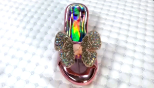 Dép Đế Đúc Cánh Cụt In Hình Elsa Nơ Bướm