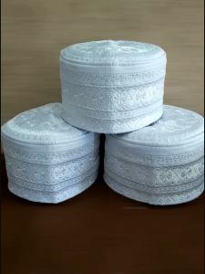 Peci Oman Putih Polos Tinggi 11cm: Panduan Lengkap