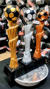 piala bola futsal. 27cm.1set