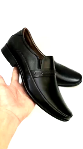 Giày công sở nam da bò cao cấp loại một..đế cao su non chống trơn trượt..mã GT11..Kiểu dáng đẹp.. bảo hành 5 năm