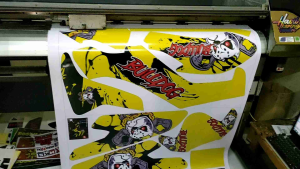 Sticker Dekorasi Motor: Desain & Variasi untuk Nmax