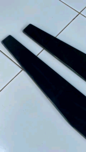 Winglet mobil universal samping panjang 1.18m