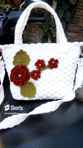 TAS RAJUT BROKEN WHITE // TAS RAJUT SNOW WHITE