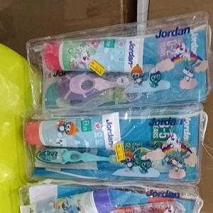 JORDAN TOOTHBRUSH WITH TOOTHPASTE 75G POUCH ASSORTED