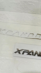 Emblem Kap Mesin Xpander Cross: Panduan Lengkap