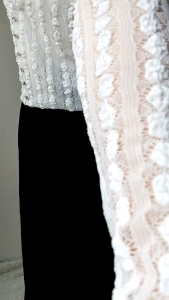 2090 BERLIANA LACE TOP – FASHION IMPORT