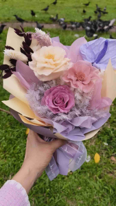 Romantic premium Rose bouquet custom  Box - Handcrafted Preserved Flowers Valentine . Birthday Teachers Day Mother Days Gifts for Her Eternal .