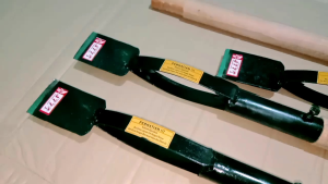 DODOS KASTRASI TANGKAI 1 METER COD