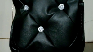 Cover Alas Dasbor Mobil Taflak Dashboard Mobil Mitsubishi L300 Motif Variasi Sofa Kancing Kristal