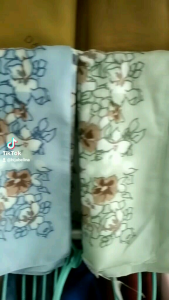 Zoya Zuhaerah Scarf: Aksesoris Pakaian Wanita yang Elegan & Nyaman