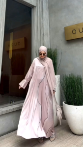 Assolabiyah Lutvia silk abaya soft glamor