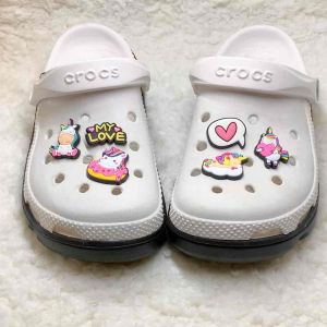 ตัวติดรองเท้ามีรู ยูนิคอร์น ชมพู 🔆🌈🌀 ชุดเป้าหมาย shoeCharm “ Pink’s Unicorn “ Mix เพิ่มความน่ารักแก่รองเท้าคู่โปรด