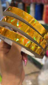 Cuộn băng keo kim tuyến vàng lấp lánh làm gốc cây Tài Lộc làm handmade tiện dụng