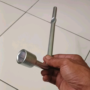 Kunci Roda ukuran 19mm Metema Original