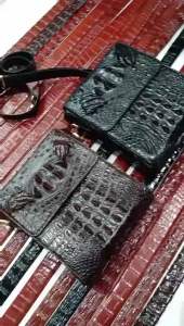 Túi đeo chéo cá sấu có móng cao cấp nam