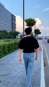 POOHWA BRAND T-Shirt OVER SIZE เสื้อยืดสกรีนลายผีเสื้อ