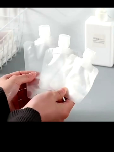 Tas Kantong Isi Ulang Sabun Shampoo Botol Refill Travel Reuseable Sabun Shampoo Serbaguna 30 50 100 ml