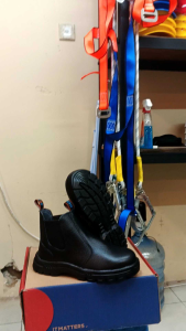 Sepatu Safety Kent Molucas - Sepatu Safety Ujung Besi Kent 78341