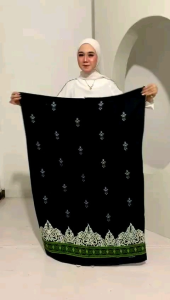 [NEW PRODUCT BEST SELLER] Sarung Batik Banten Motif Anting Warna Hitam Bahan Rayon Santung Bahan Jatuh Terbaru Murah