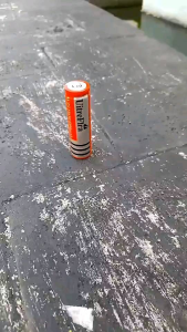 battery cas 18650 UltraFire baterai kipas portable senter swat uitafir