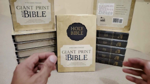 GIANT PRINT VERY READABLE KJV HOLY BIBLE CHARCOAL SIMULATED LEATHER COVER