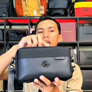 Tas Handbag Pria Garden - Tas Selempang Anti Air Multifungsi Dan Serbaguna Menggunakan Bahan Polyester Filament | Bisa Muat Gadget Powerbank Dompet Uang Kunci Kartu Identitas Dll