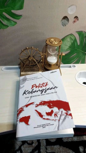 buku politik kebangsaan-buku membahas tentang politik-buku kebangsaan