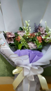 Buket Wisuda bunga mawar artificial kado Wisuda tanpa boneka wisuda tanpa buket uang