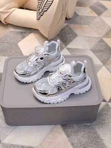 Giày thể thao siêu nhẹ vân hoa da bóng sành điệu cho bé gái 3-10 tuổi hàng Quảng Châu Cao Cấp [giaydeptreemkieusashop ]