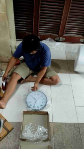 Jam Dinding Tebal Angka Timbul Besar Jumbo Tempel Tembok Standar 30cm Analog Bulat Mesin Step Movement Murah Meriah Terbaru Pajangan Dekorasi Terlaris aestetic BISA COD Wall clock