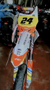 DECAL STICKER KLX Gordon fullbody bisa custom nama dan nomor