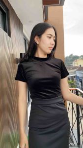 Vika - Atasan Crop Turtle Neck Bludru Top Wanita Baju Santai 024