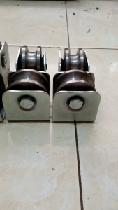 Roda pagar besi bubut premium siap pakai