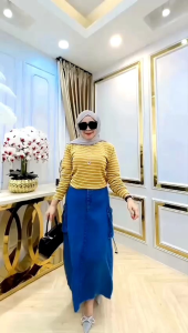 Setelan Rok Jeans Cargo: Desain Multifungsi untuk Aktivitas Sehari-Hari