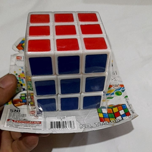 MAINAN ANAK RUBIK 3×3 MURAH MERIAH