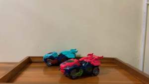 No.651b(รถ)รถแปลงหุ่นไดโนเสาร์สุดเท่ห์ วิ่งชนถอยแปลงเป็นไดโนโรบอท มีเสียง มีไฟ  l/jo 12