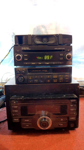 Máy phát nhạc Ssang Yong. bluetooth /Cd /Mp3 radio ô tô tải của Hàn loại 1 din thông dụng giành cho các loại xe.