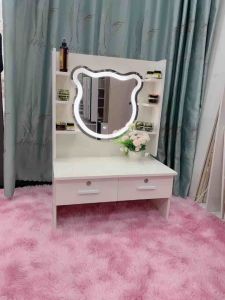 Bàn trang điểm ngồi bệt gương gấu. Đèn led cảm ứng. 62x90
