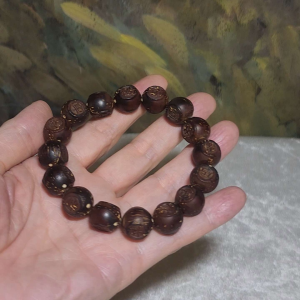 Gegegems Collection aged 3-Eye Bodhi (zijinshu) carved Chinese Chess bracelet [Natural unprocessed]