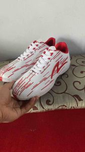Sepatu Futsal Ukuran Dewasa: Pilihan Terbaik & Berkualitas Tinggi